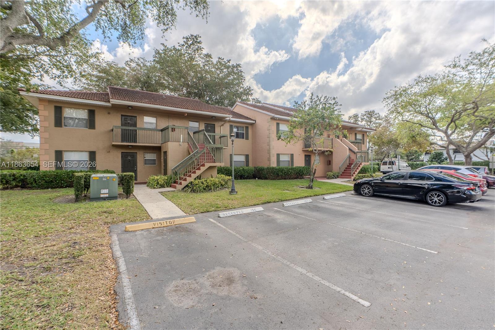 721 NW 103rd Ter #202 Pembroke Pines, FL 33026