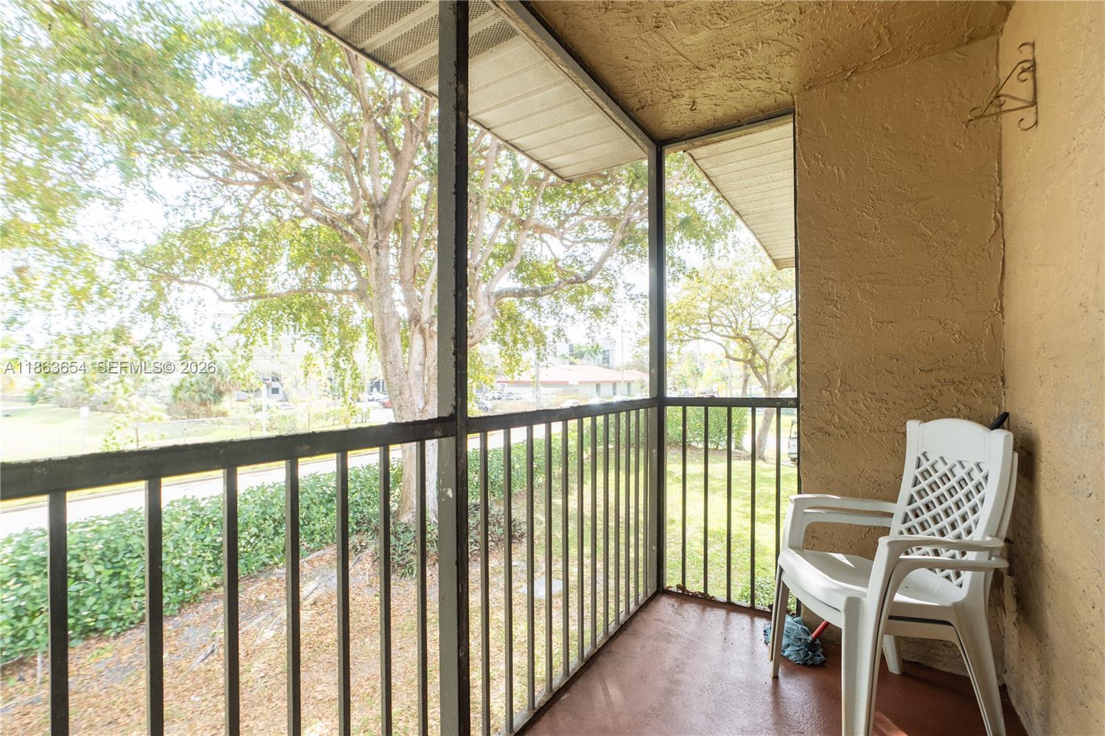 721 NW 103rd Ter #202 Pembroke Pines, FL 33026