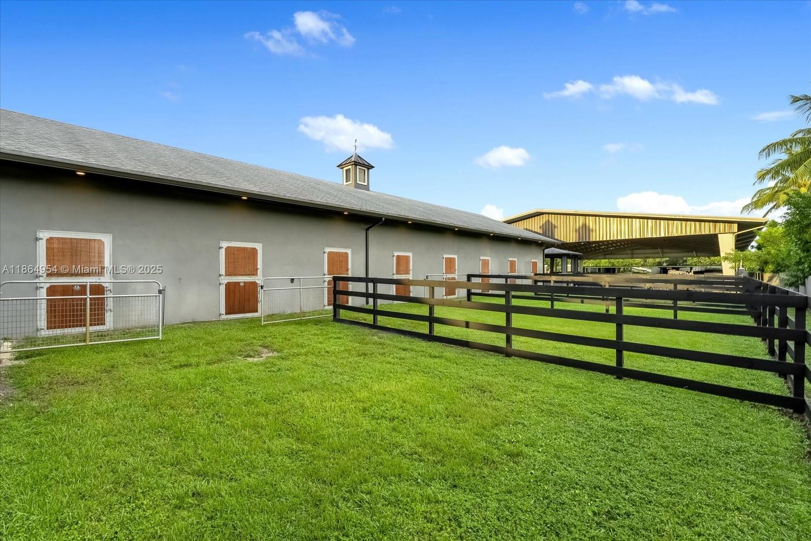 2625 SW 148th Ave Davie, FL 33331