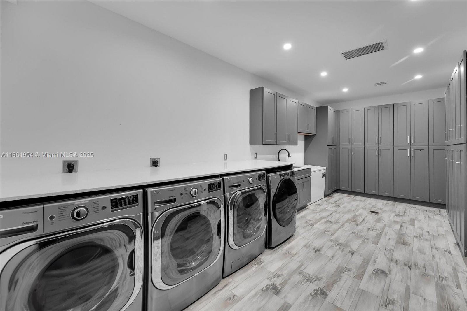 2625 SW 148th Ave Davie, FL 33331