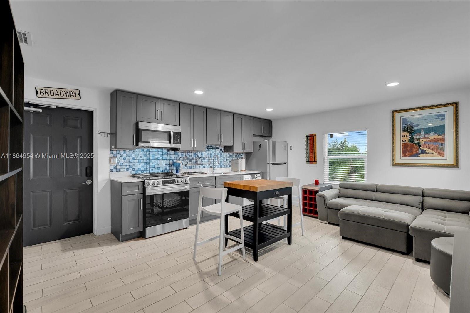 2625 SW 148th Ave Davie, FL 33331