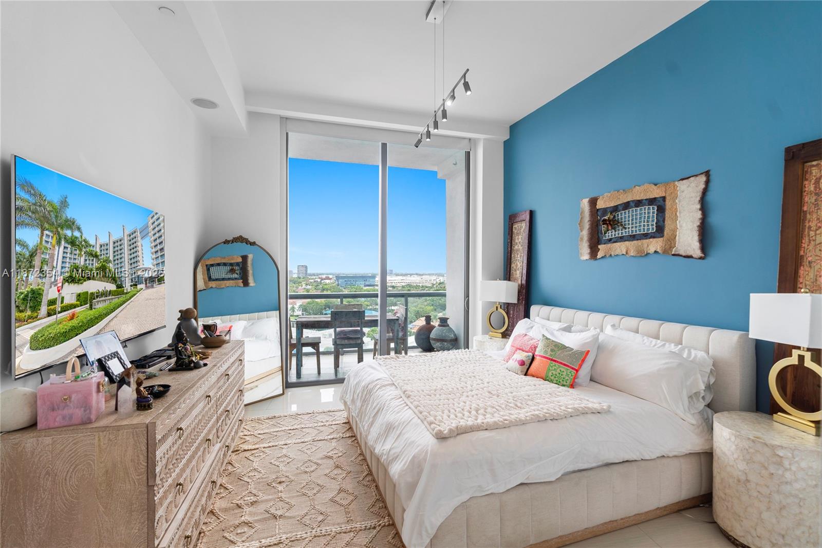 image Echo Condo28