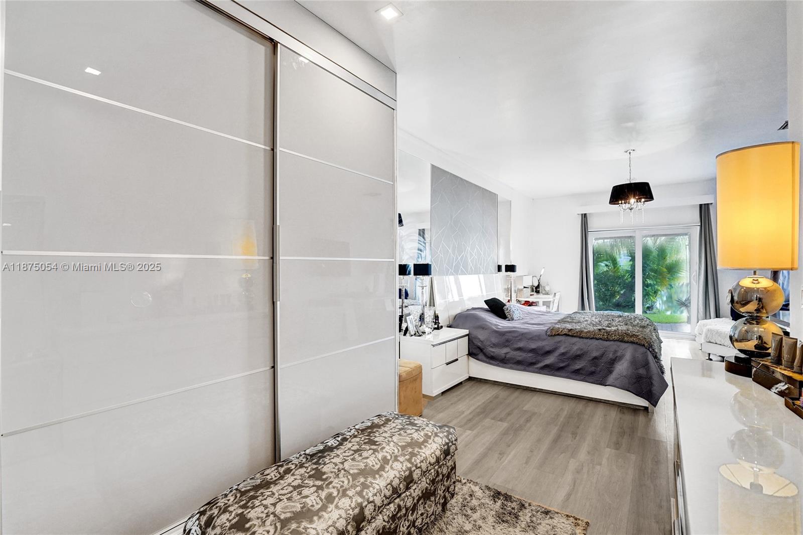 1947 NW 130th Ave Pembroke Pines, FL 33028