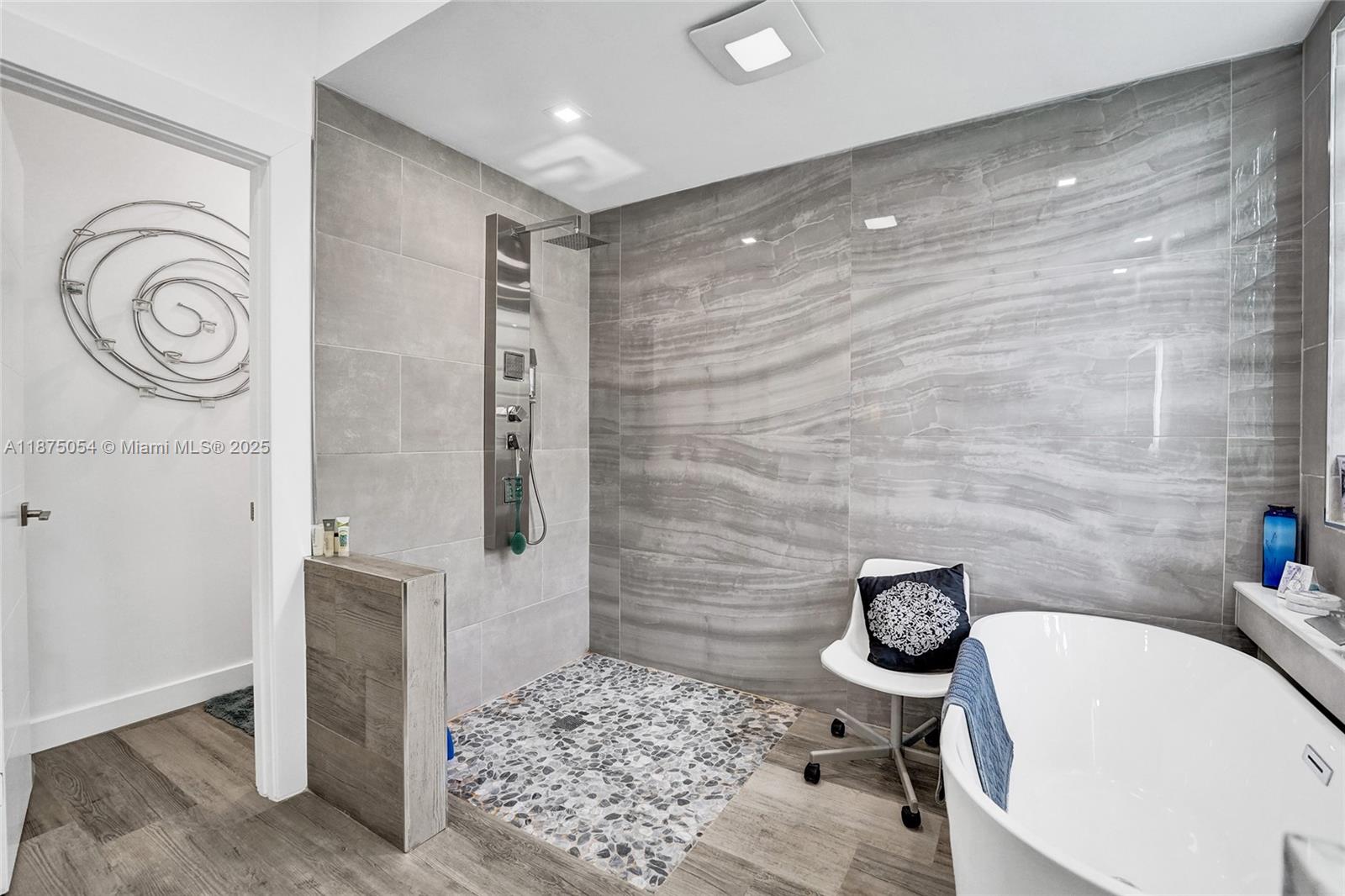 1947 NW 130th Ave Pembroke Pines, FL 33028