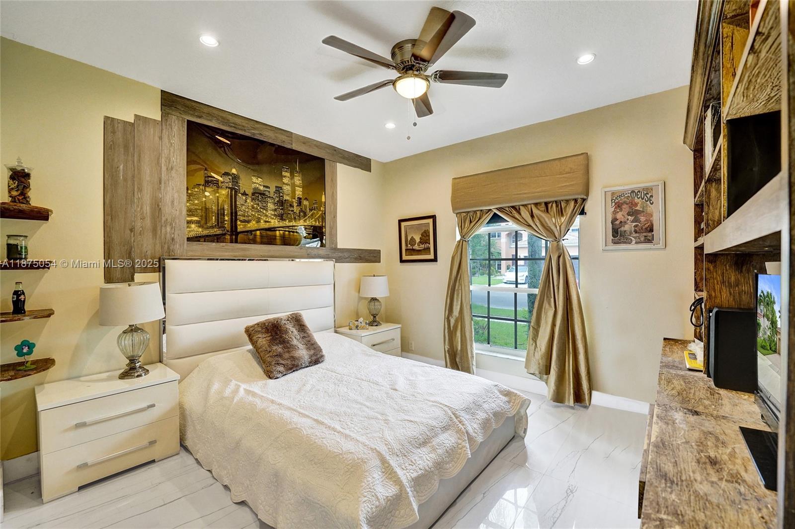 1947 NW 130th Ave Pembroke Pines, FL 33028