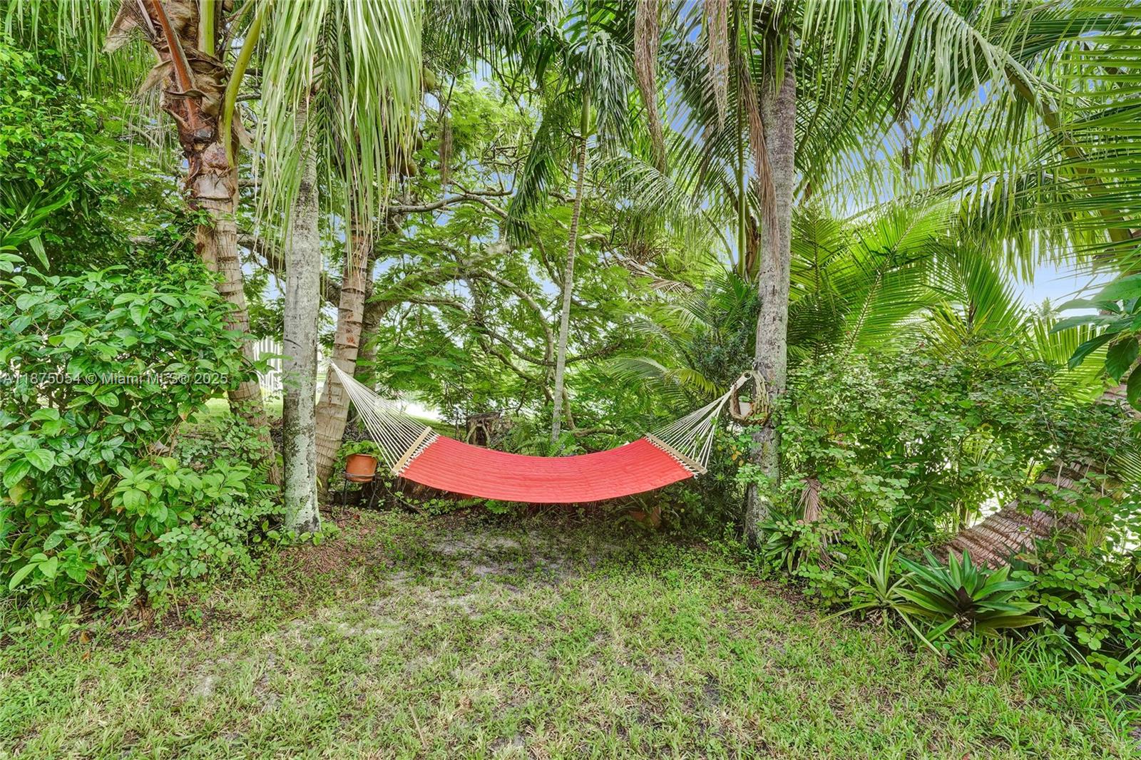 1947 NW 130th Ave Pembroke Pines, FL 33028