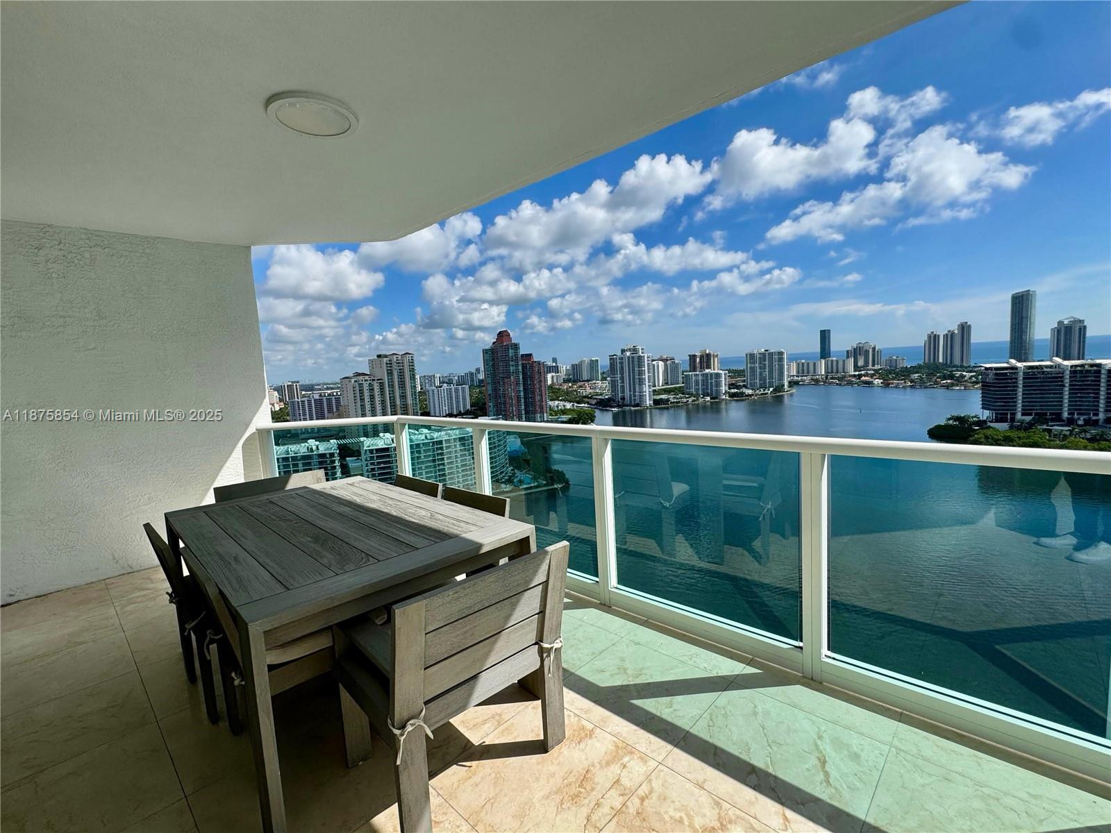 image The Peninsula Ii Condo2