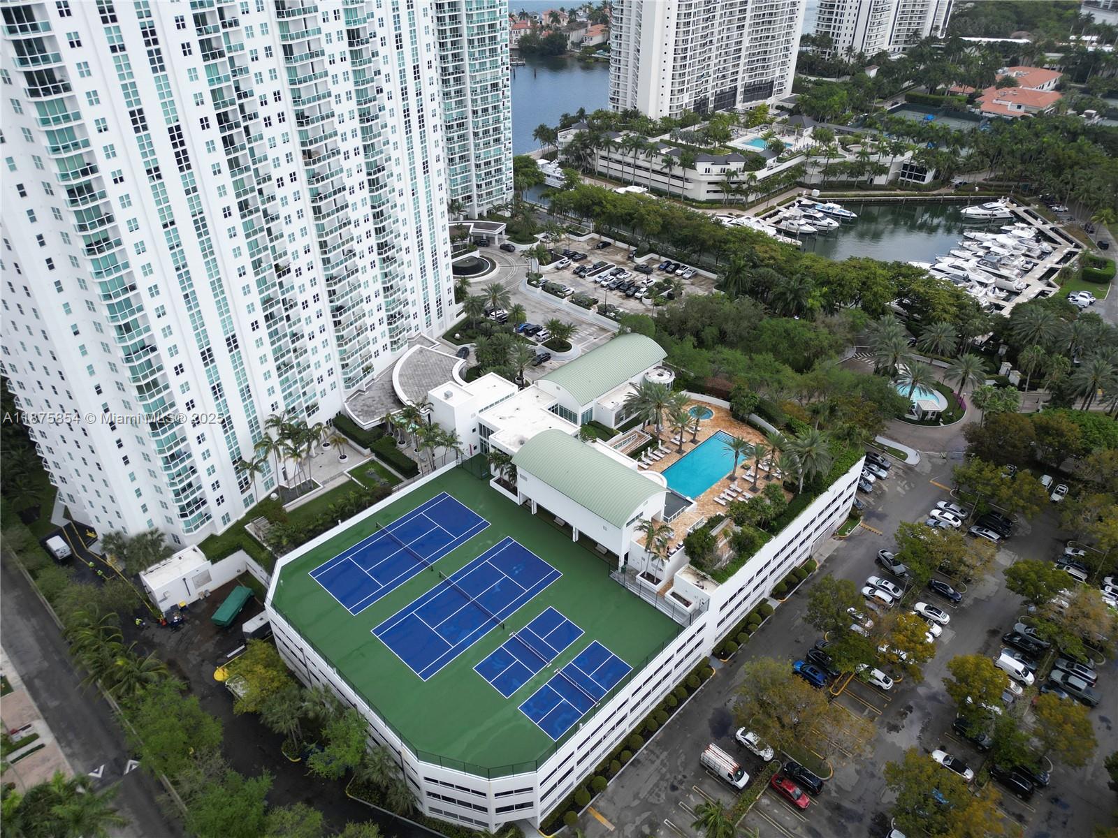 image The Peninsula Ii Condo29
