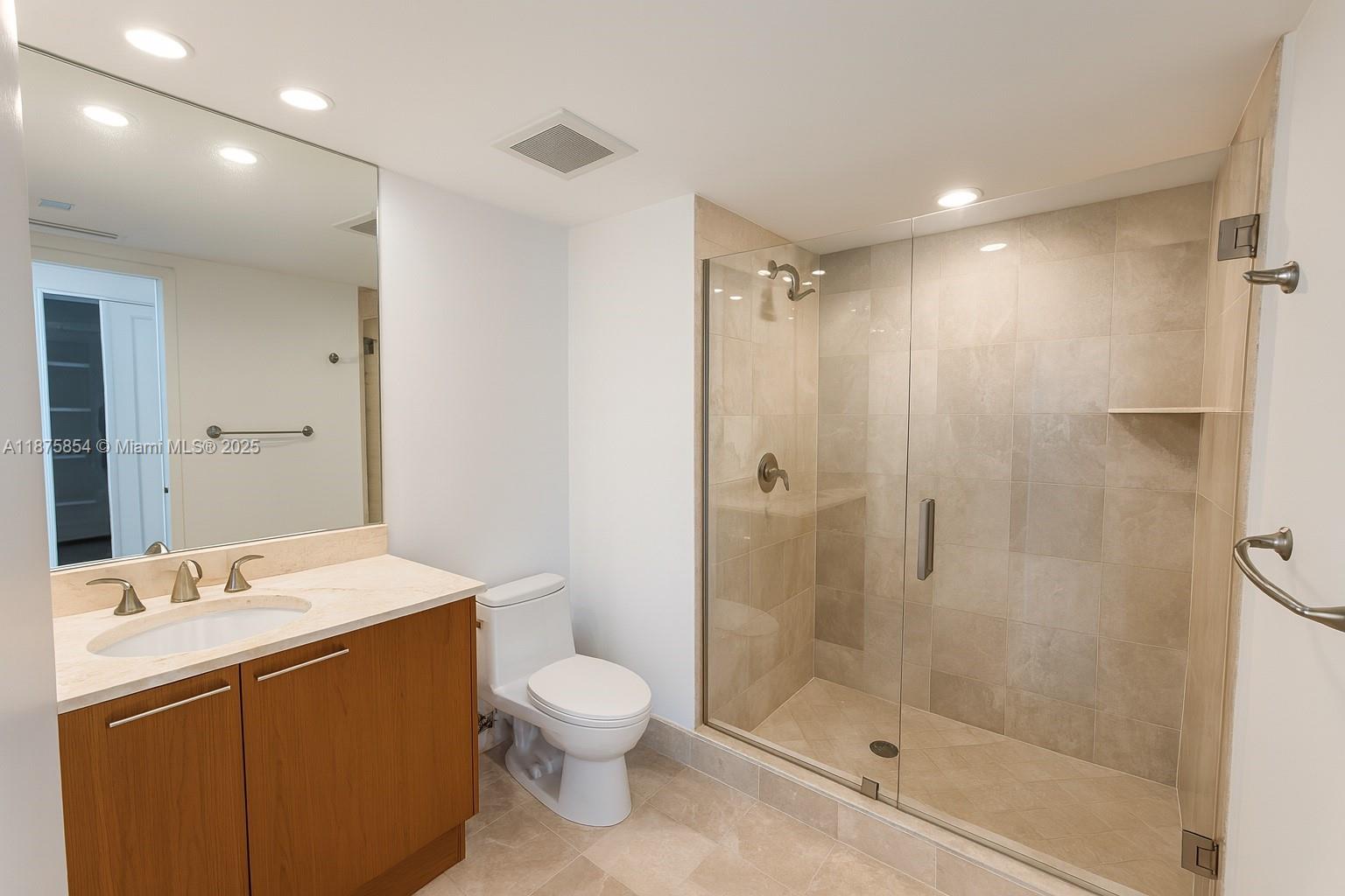 image The Peninsula Ii Condo35