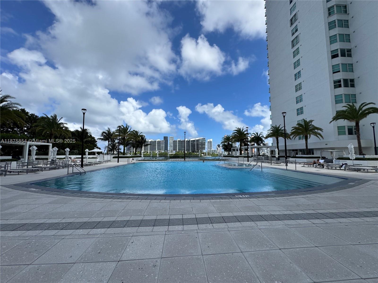 image The Peninsula Ii Condo57
