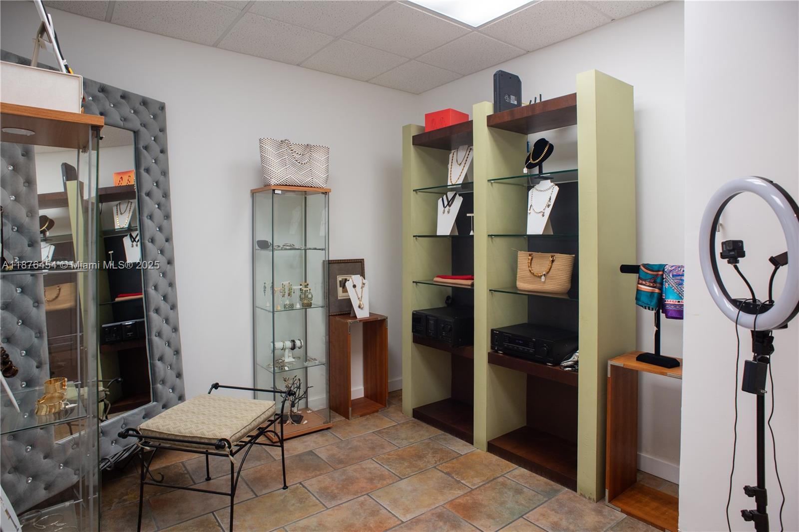 345 Miracle Mile Coral Gables, FL 33134