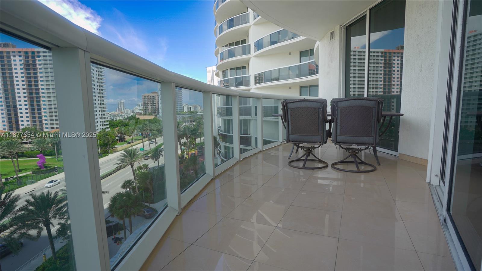 image Ocean Four Condo31