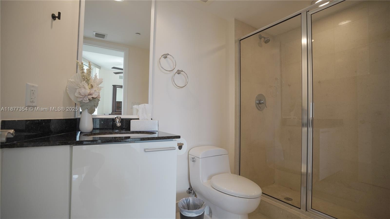 image Ocean Four Condo46