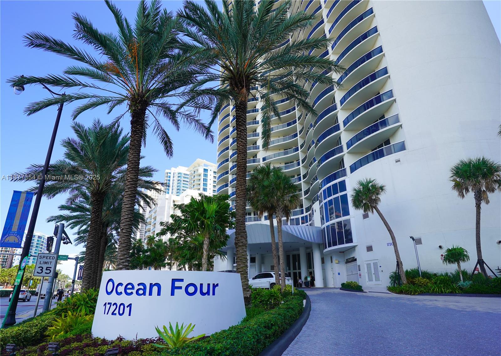 image Ocean Four Condo4