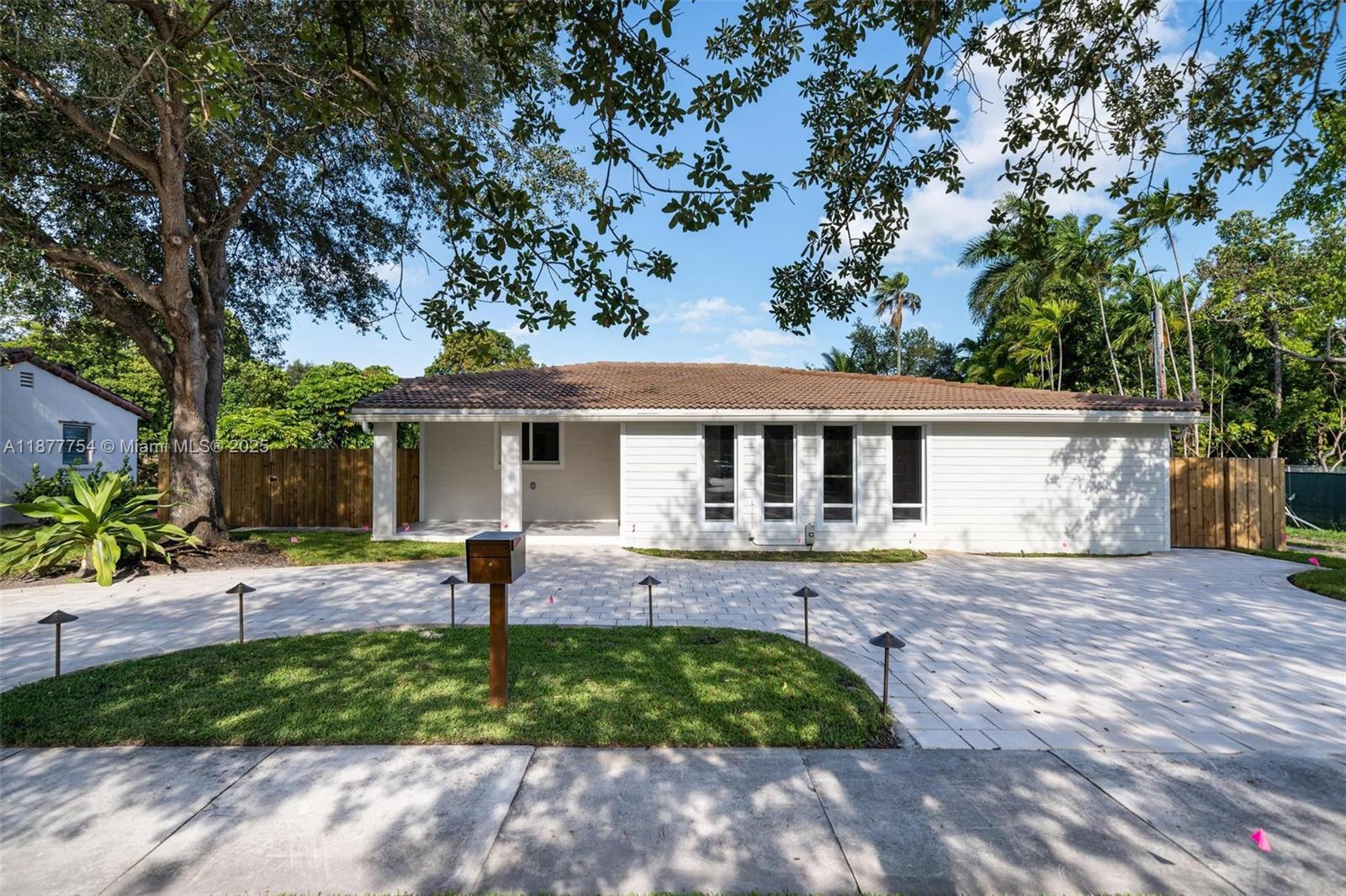 234 Minola Dr