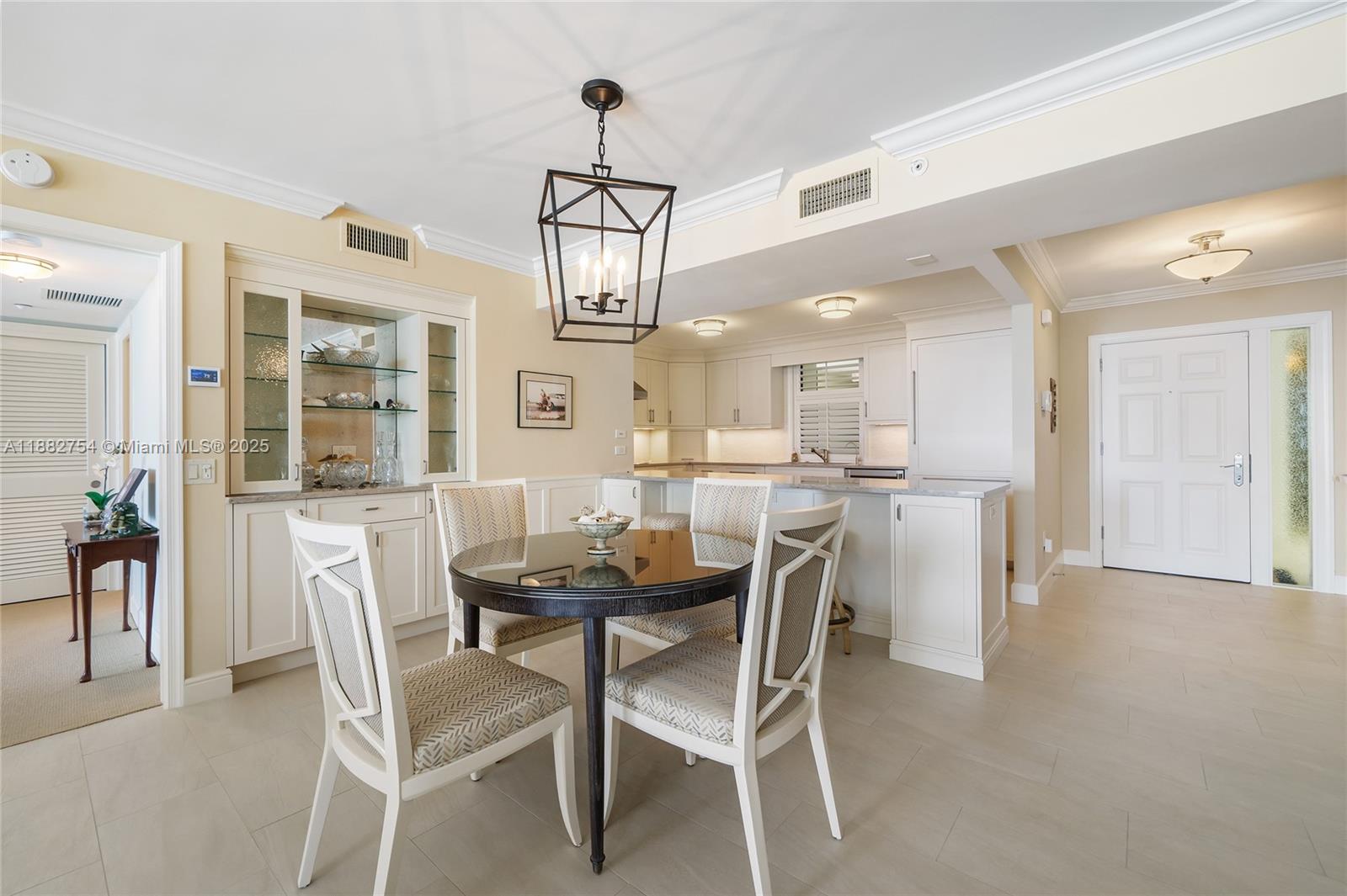 200 Beach Rd #202 Tequesta, FL 33469