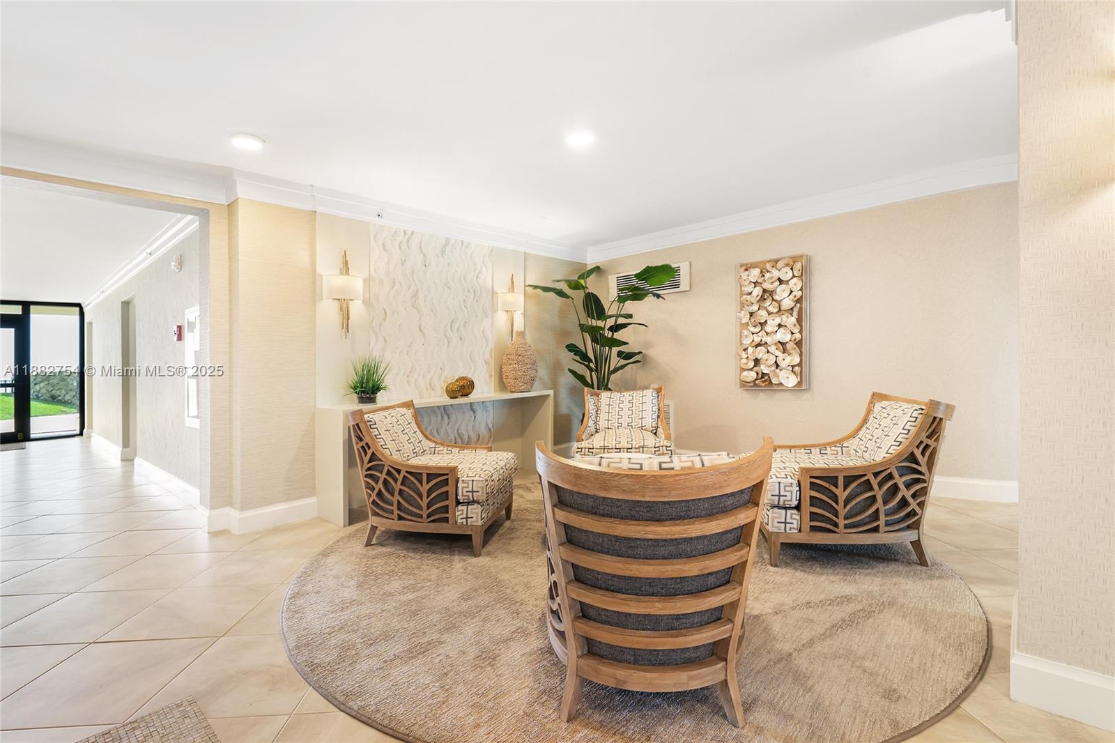 200 Beach Rd #202 Tequesta, FL 33469