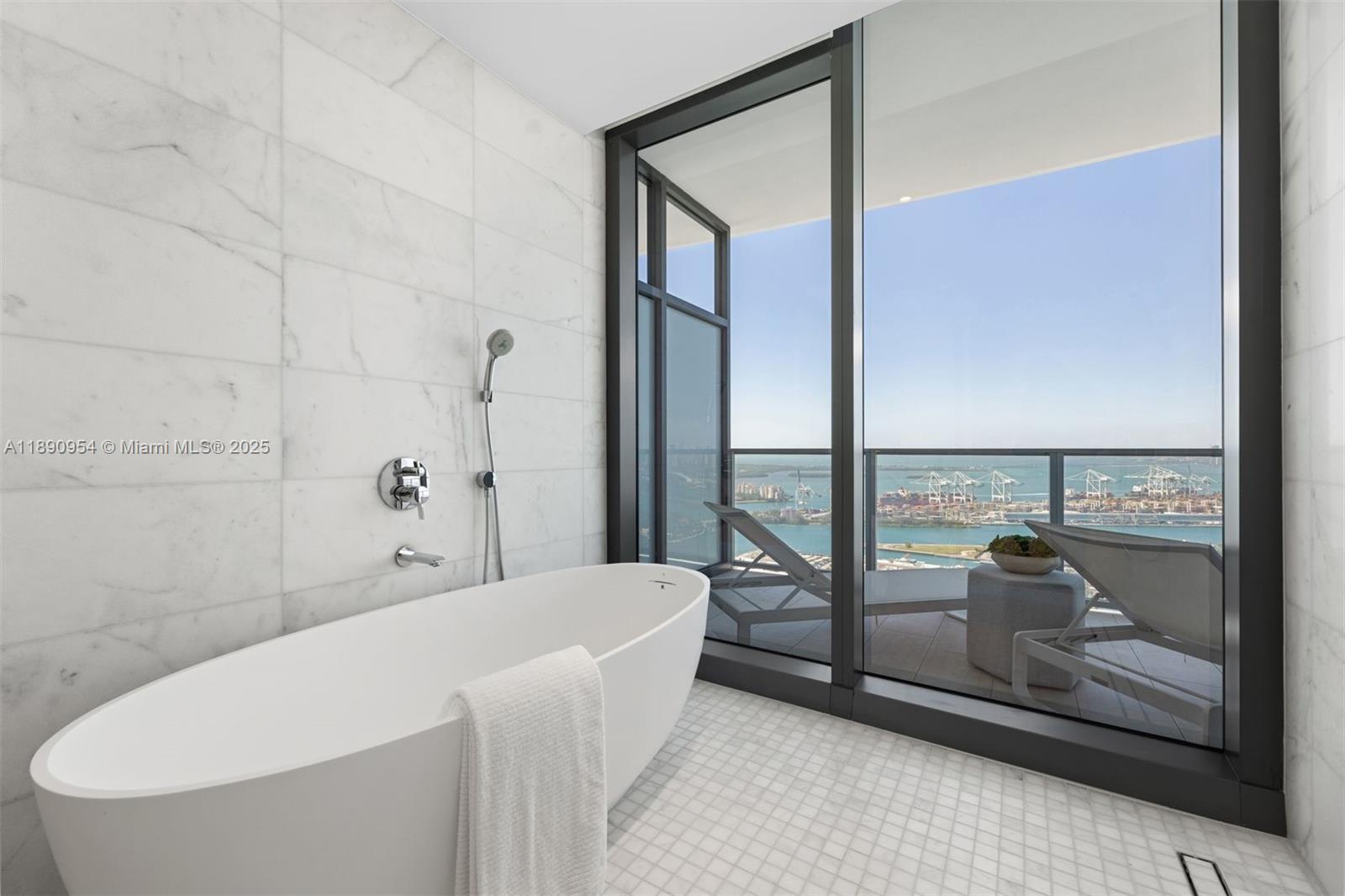 500 Alton Rd #4202 Miami Beach, FL 33139