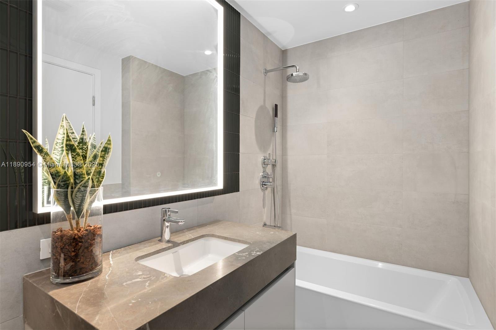 500 Alton Rd #4202 Miami Beach, FL 33139