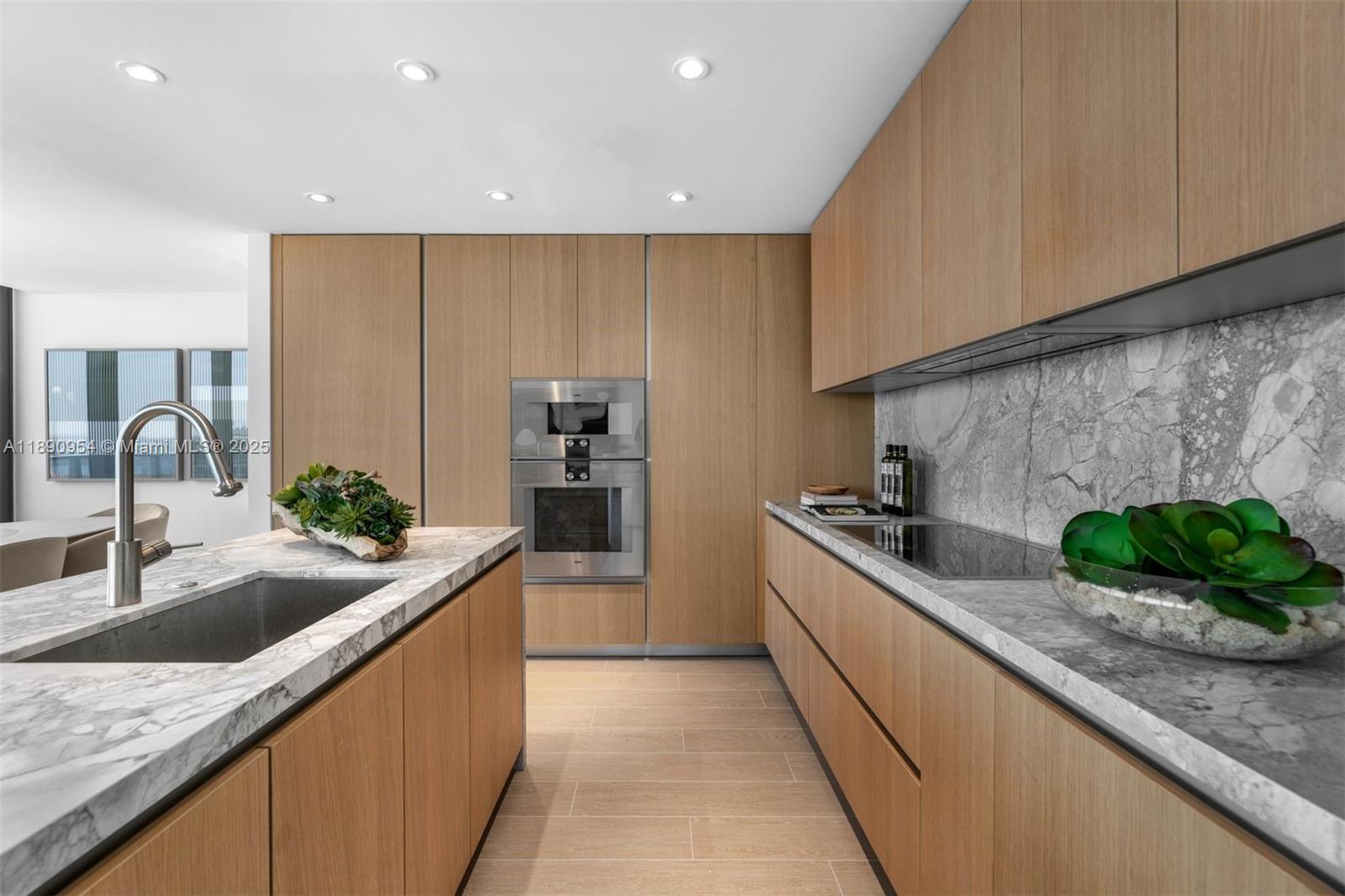 500 Alton Rd #4202 Miami Beach, FL 33139