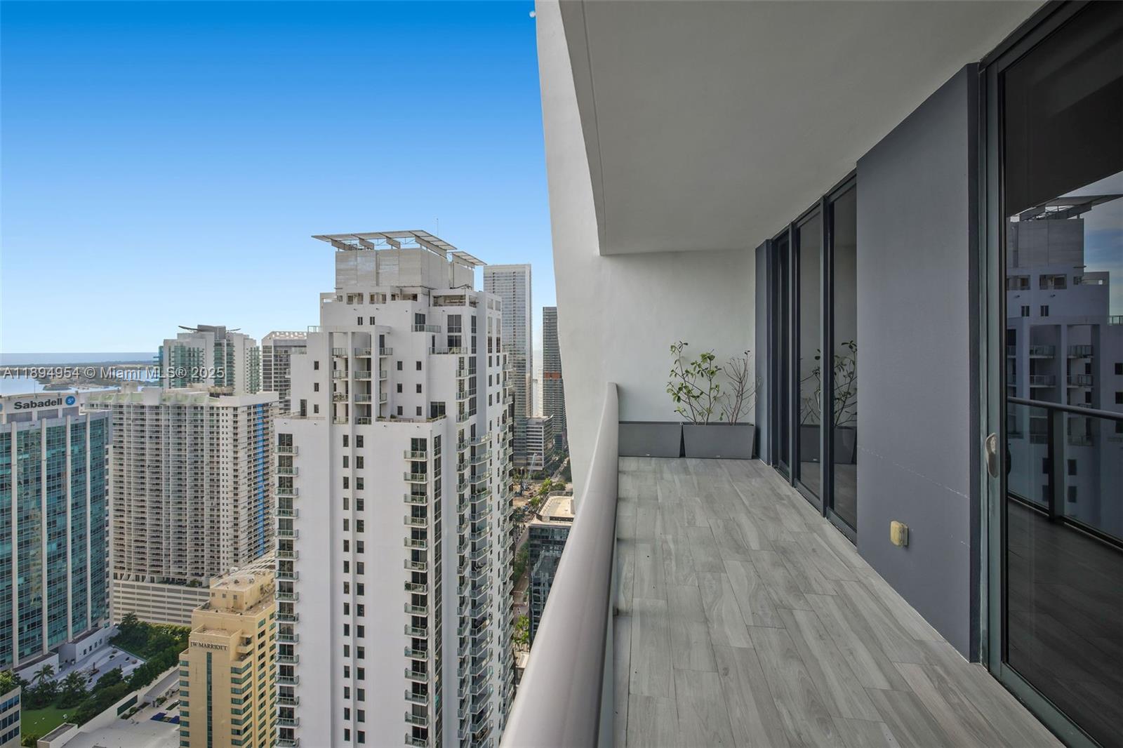 image 1010 Brickell15