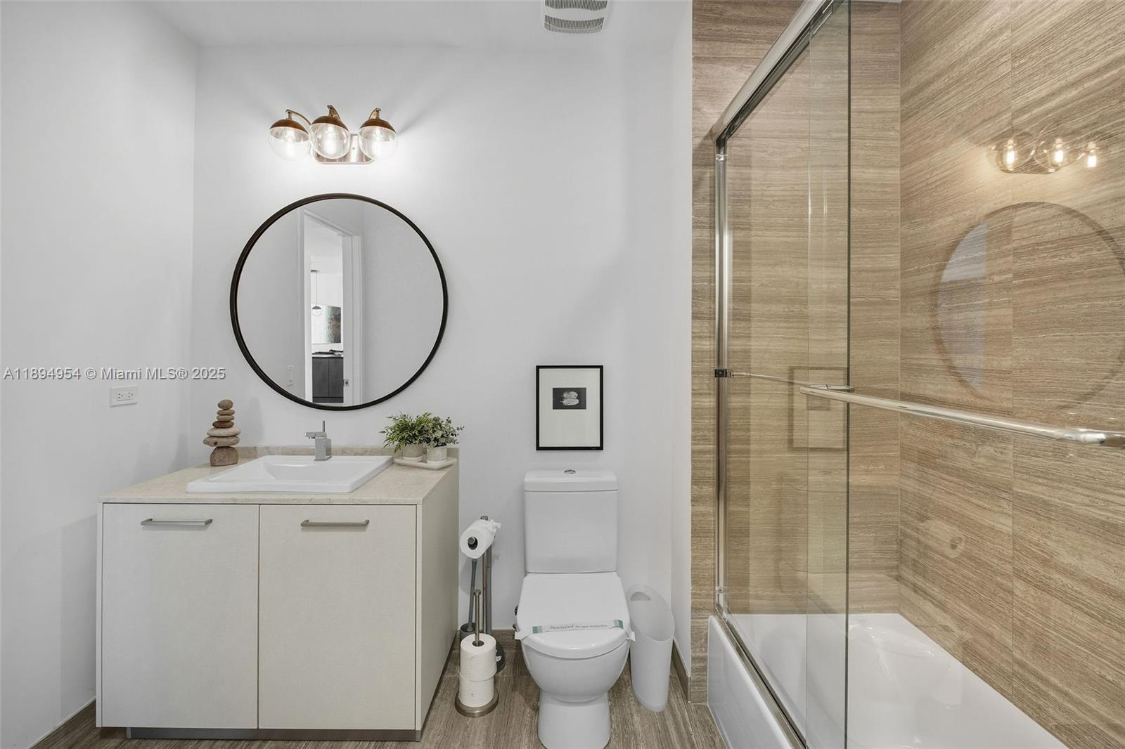 image 1010 Brickell38