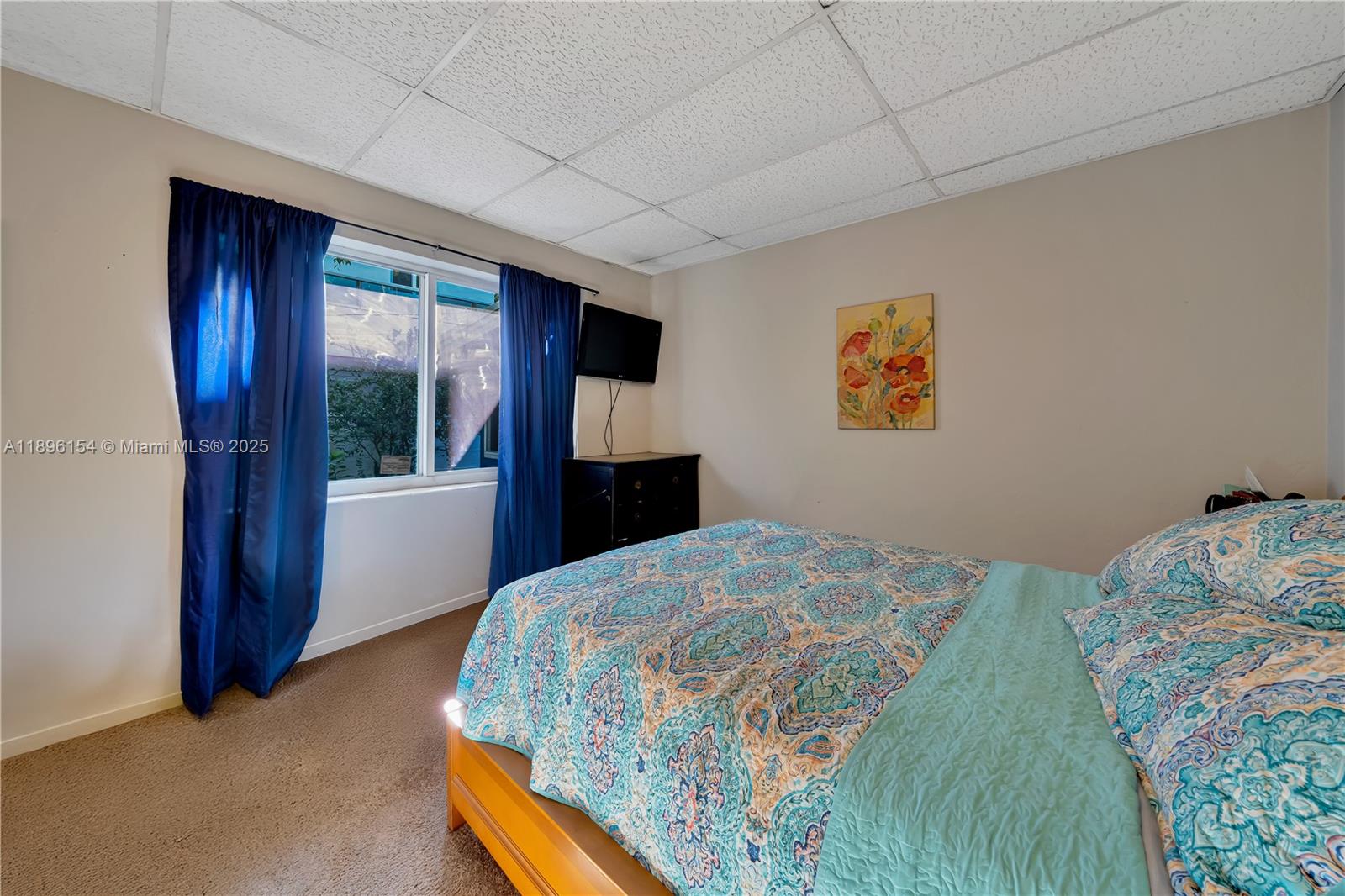 3577 Charles Ave Miami, FL 33133