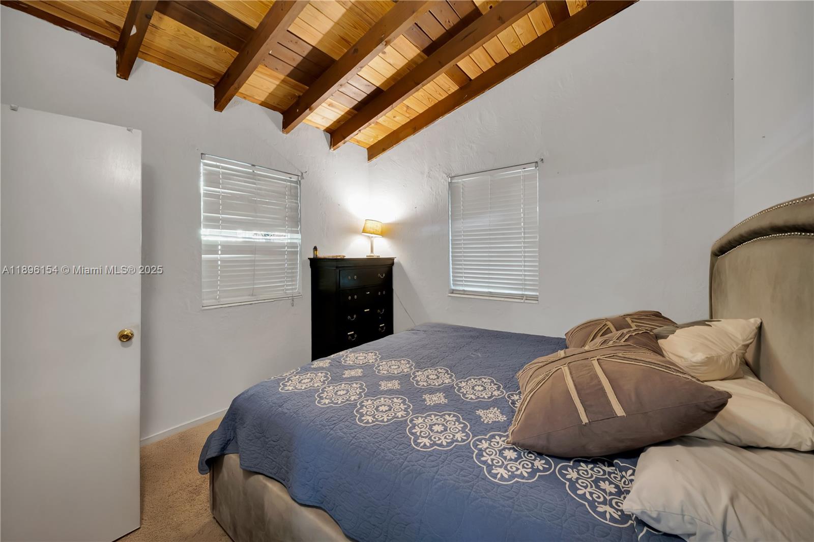 3577 Charles Ave Miami, FL 33133