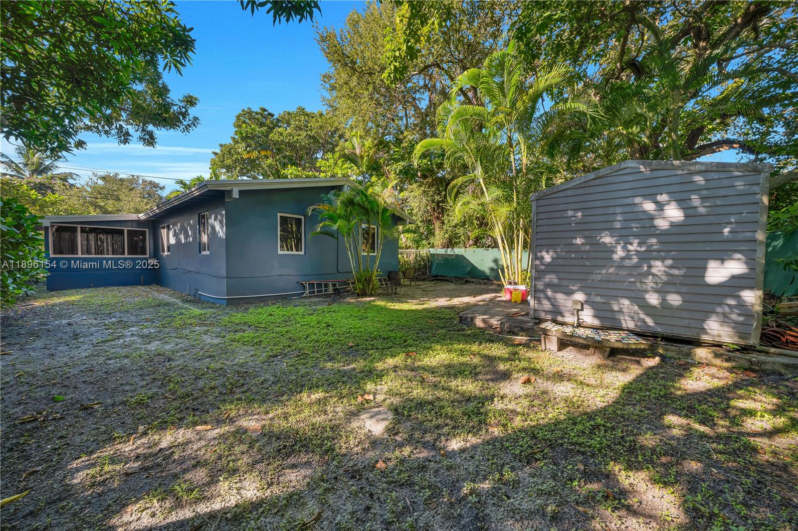 3577 Charles Ave Miami, FL 33133