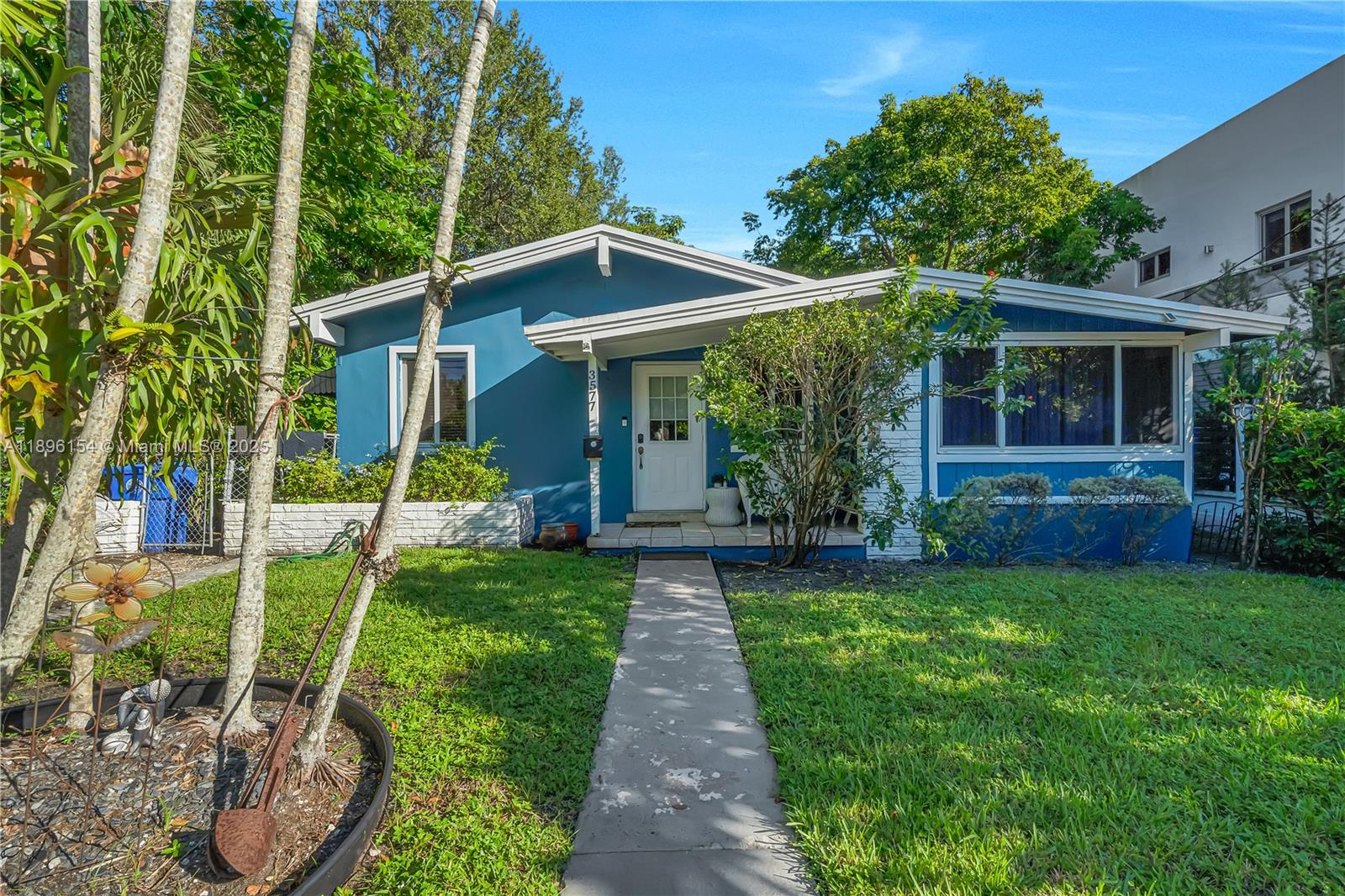 3577 Charles Ave Miami, FL 33133