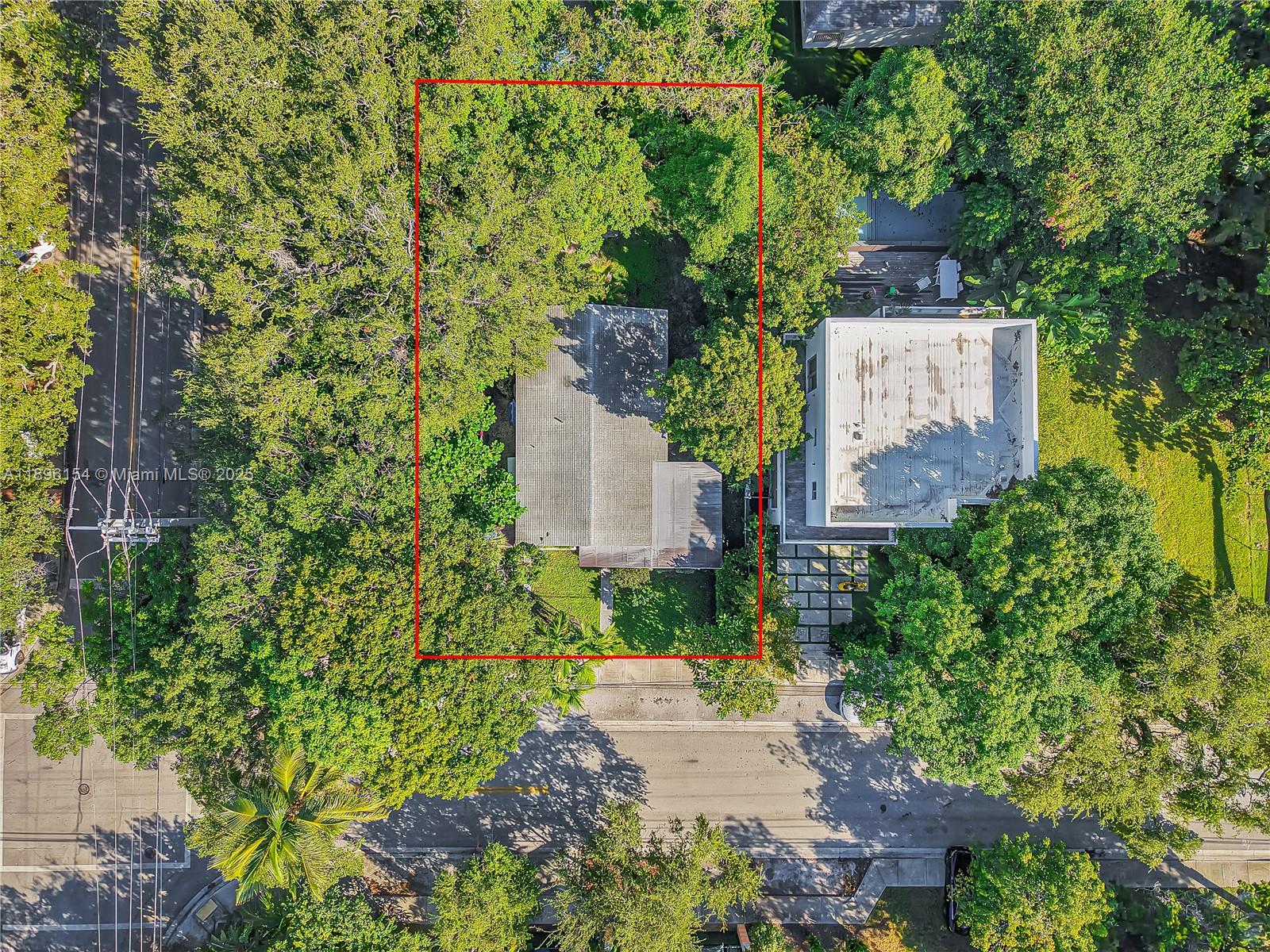 3577 Charles Ave Miami, FL 33133