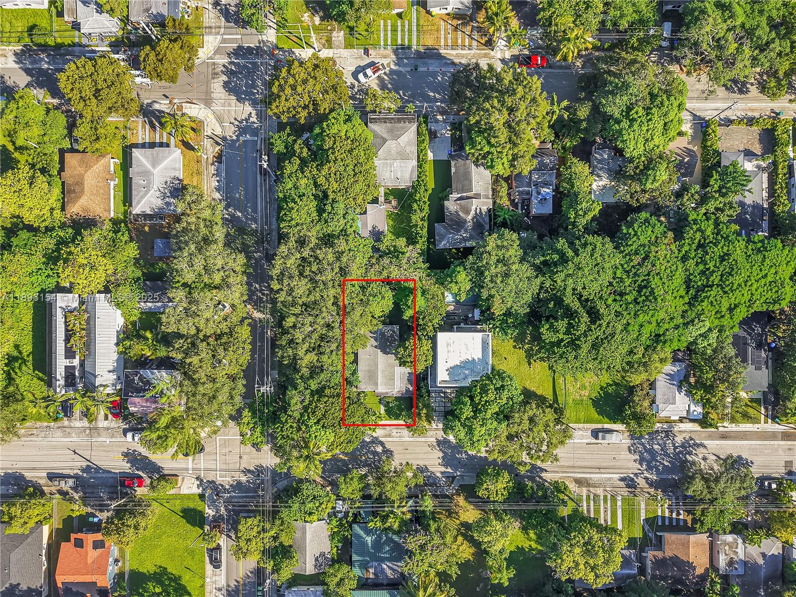 3577 Charles Ave Miami, FL 33133