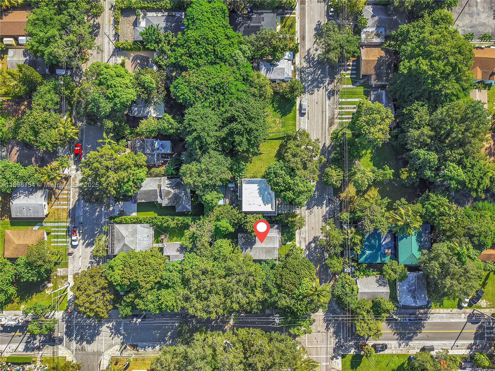 3577 Charles Ave Miami, FL 33133