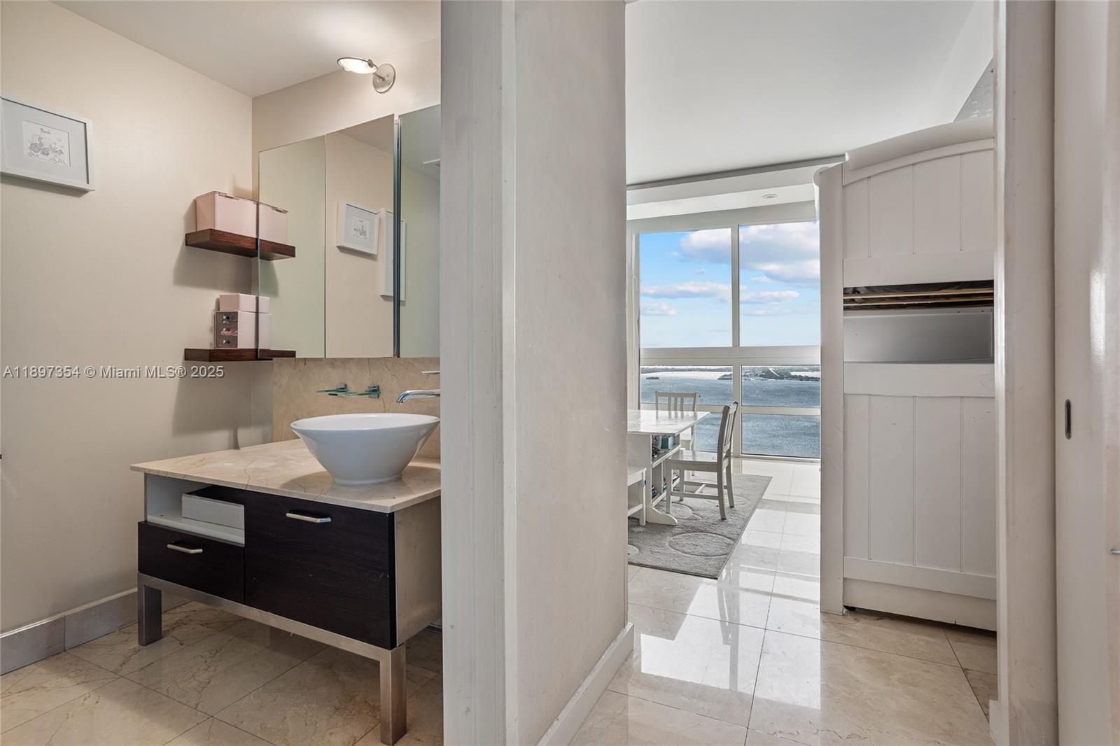 image The Emerald At Brickell20