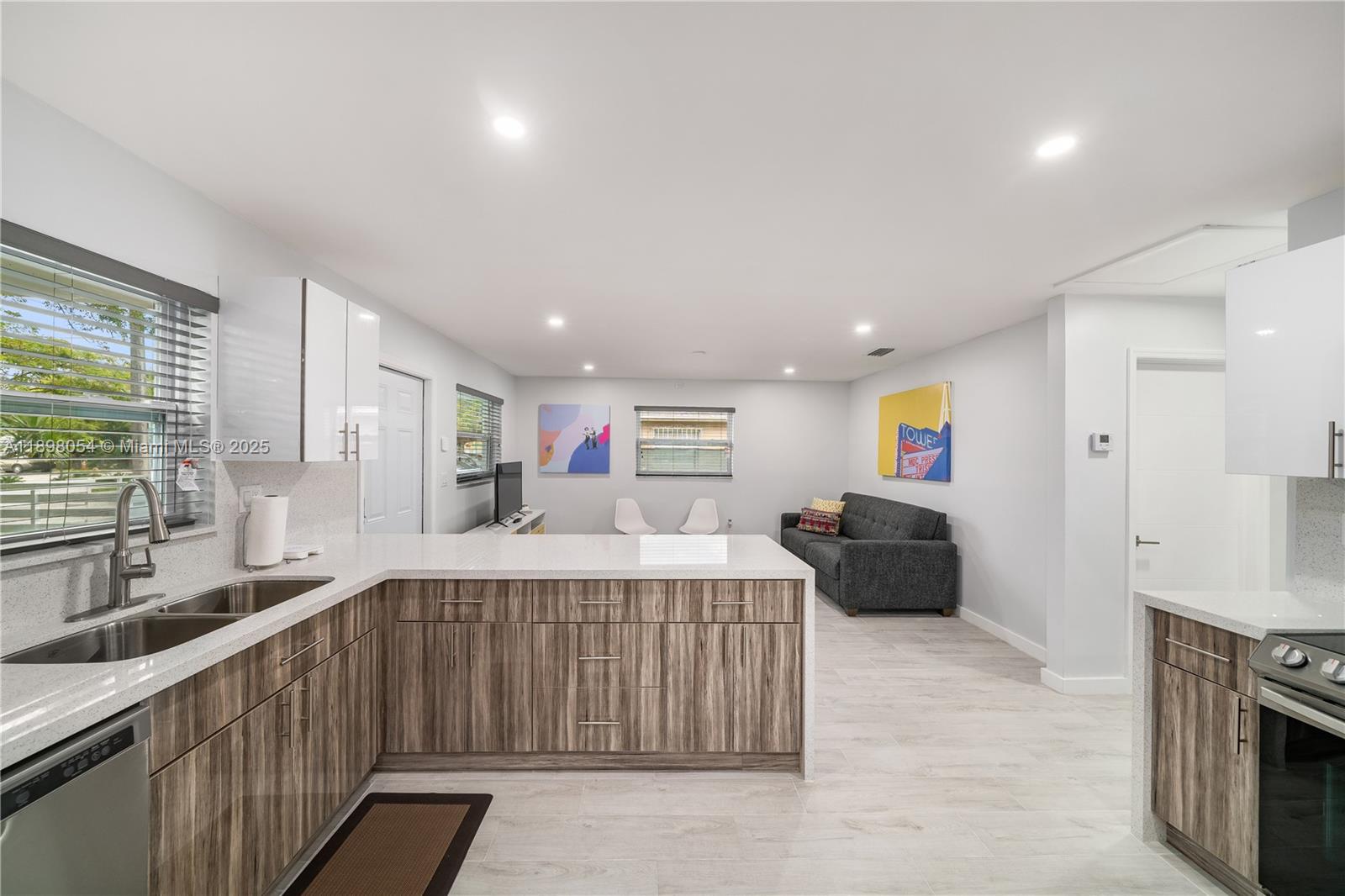 5037-5035 NW 5th Ave Miami, FL 33127