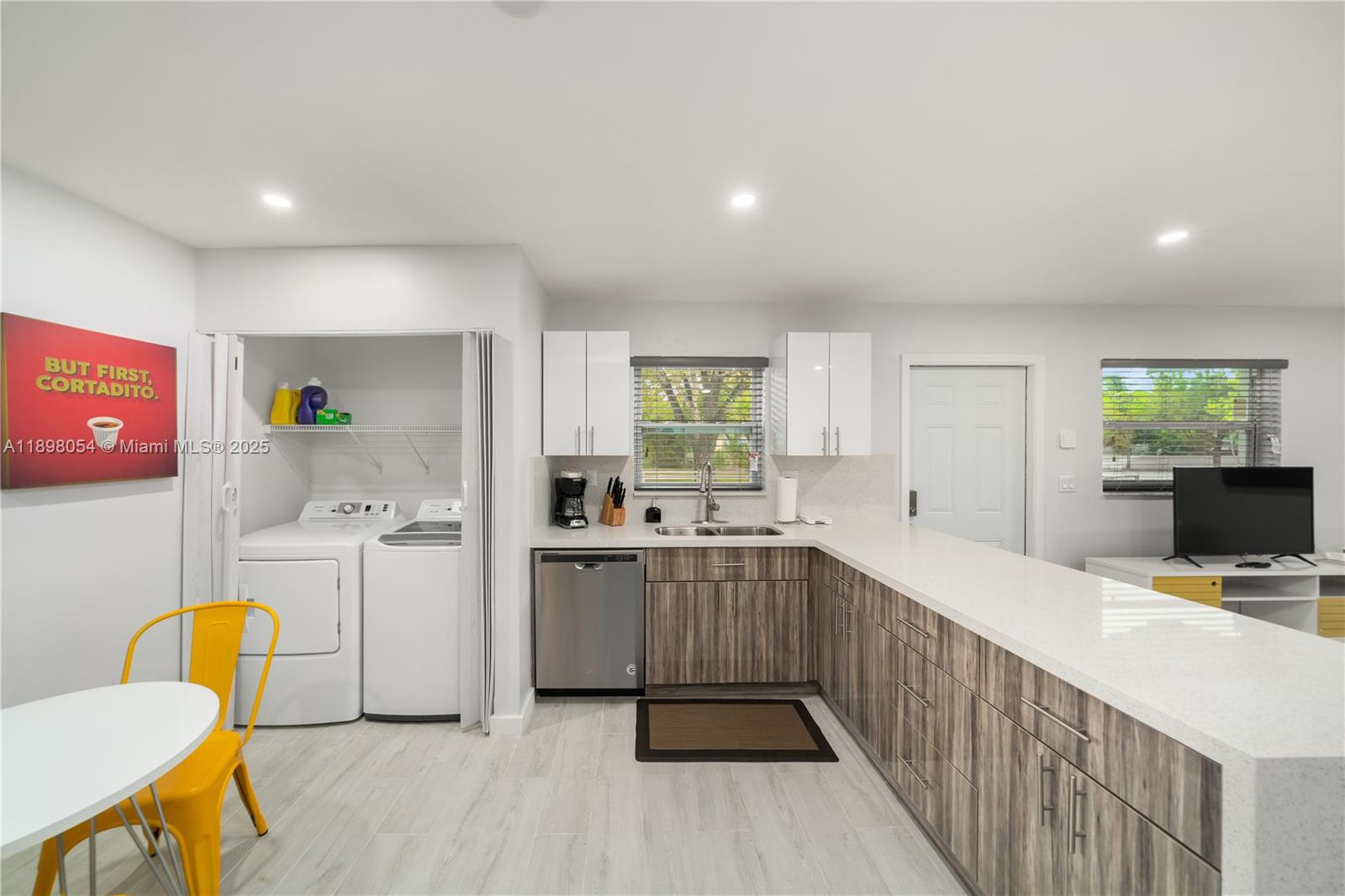 5037-5035 NW 5th Ave Miami, FL 33127