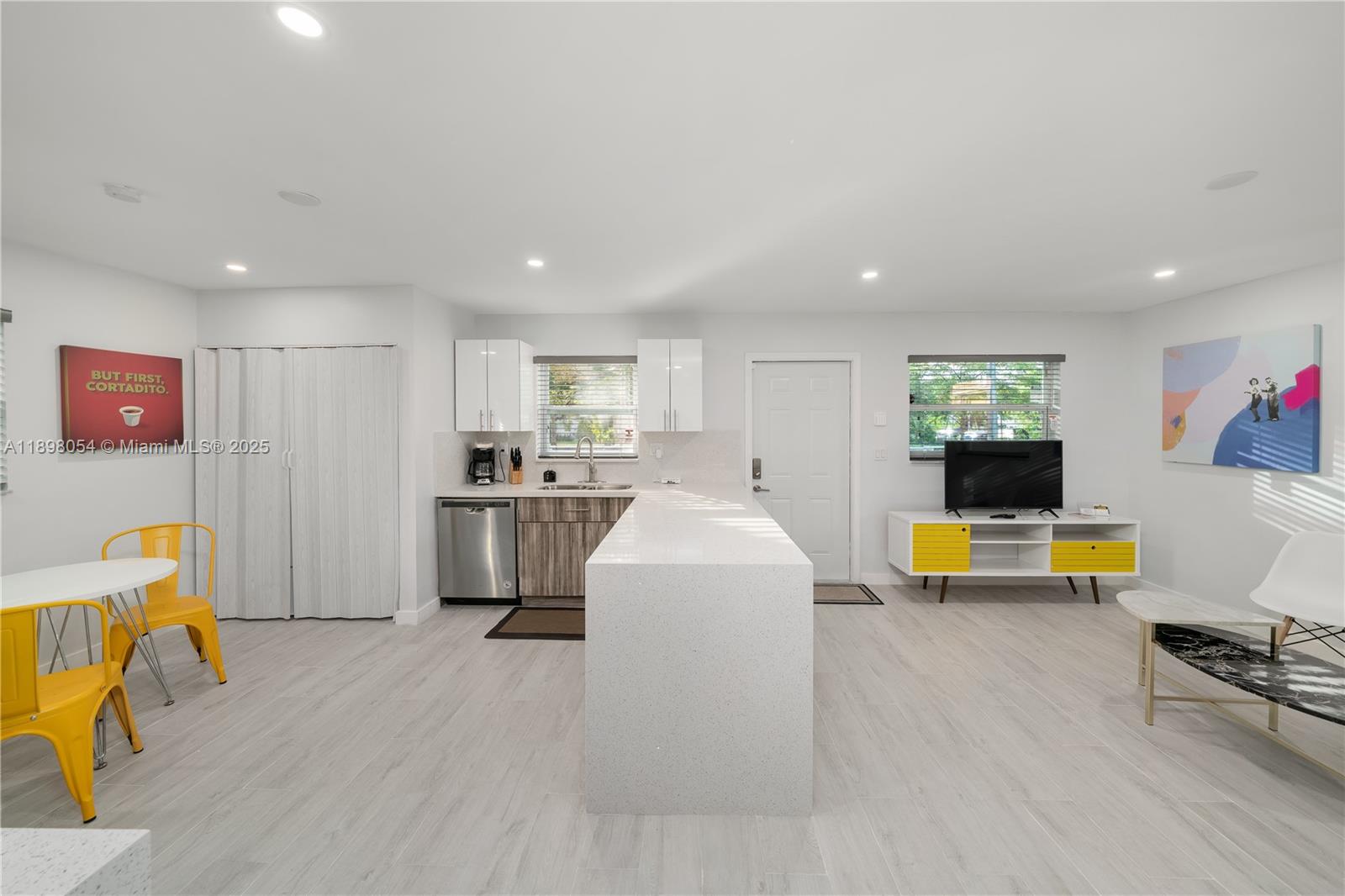 5037-5035 NW 5th Ave Miami, FL 33127