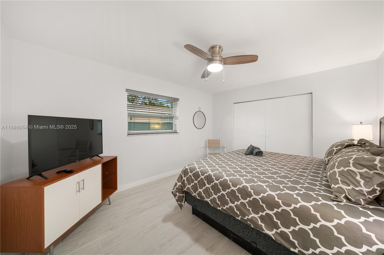 5037-5035 NW 5th Ave Miami, FL 33127