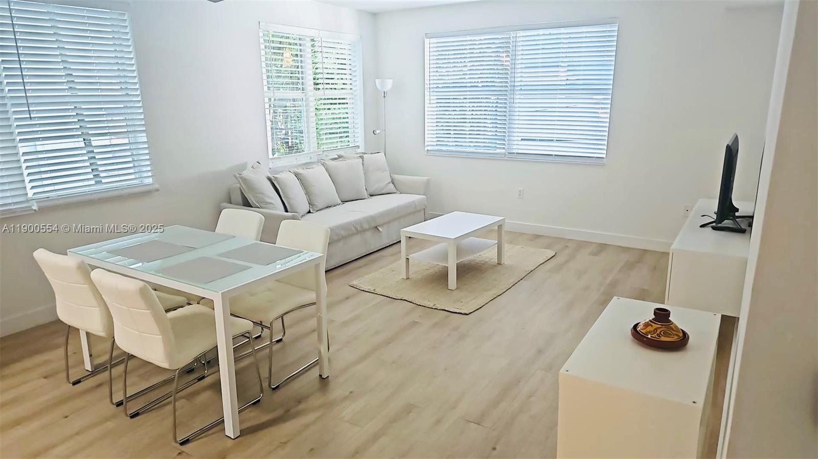 1550 Drexel Ave #207