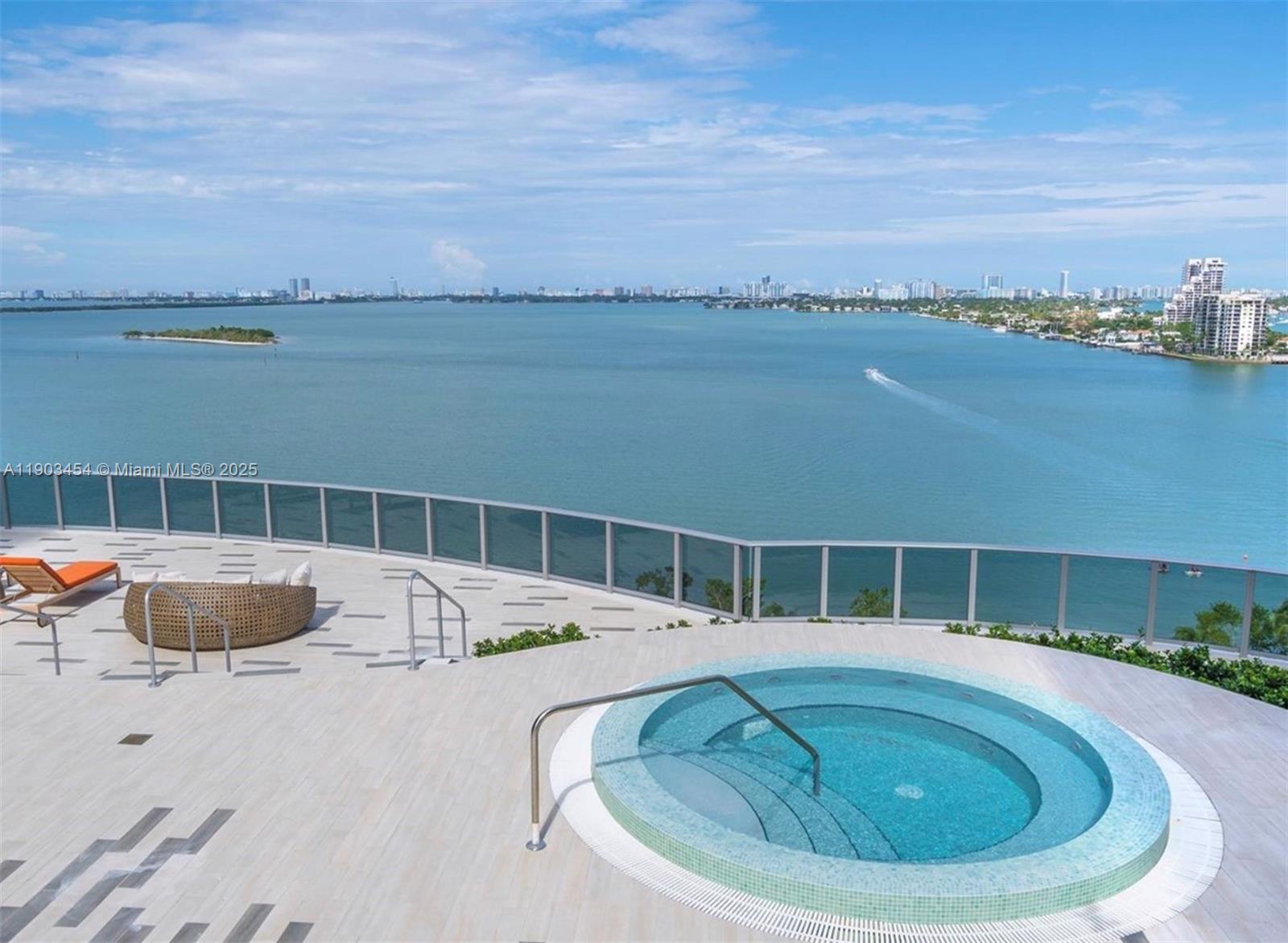 488 NE 18th St #2102 Miami, FL 33132