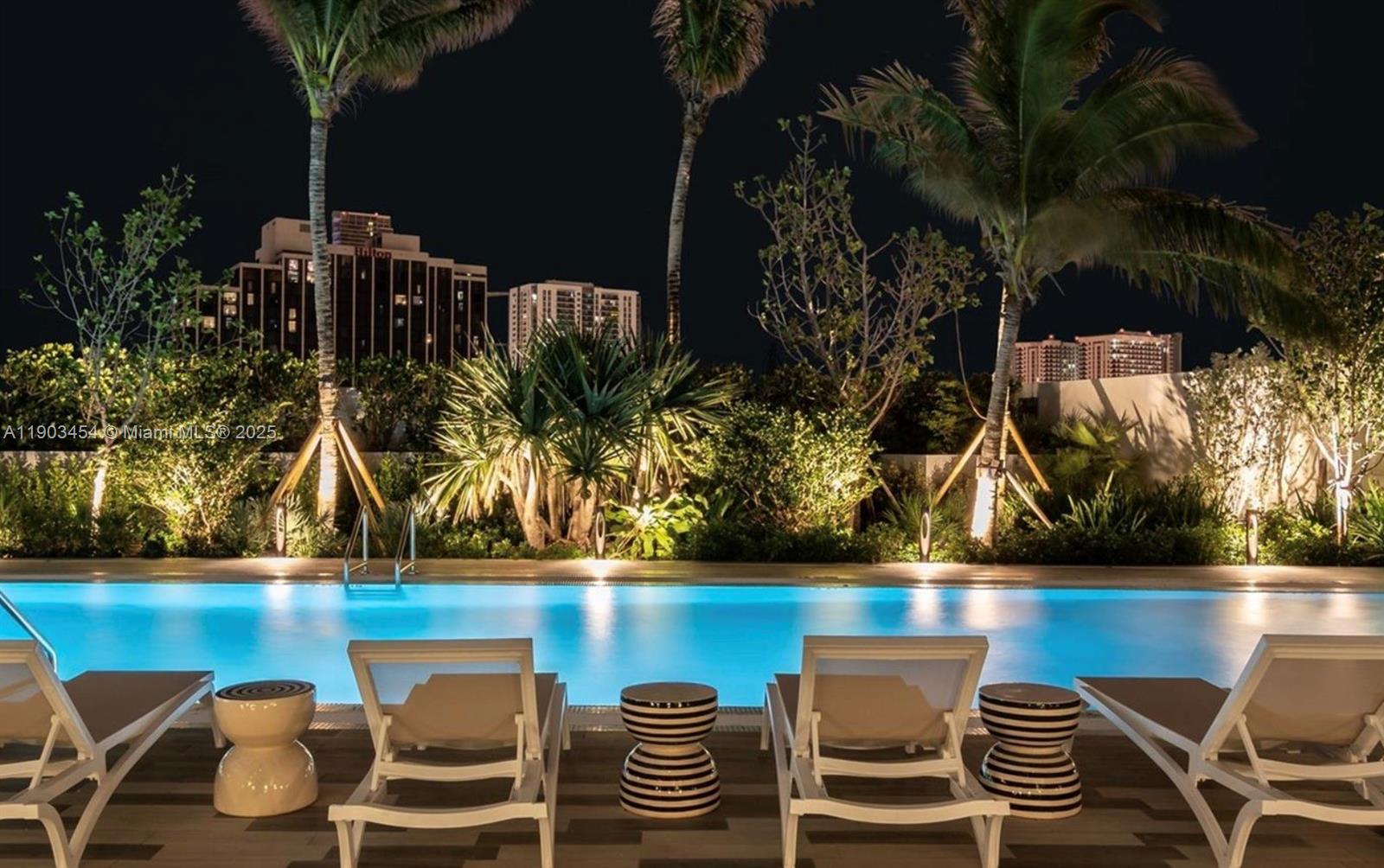 488 NE 18th St #2102 Miami, FL 33132