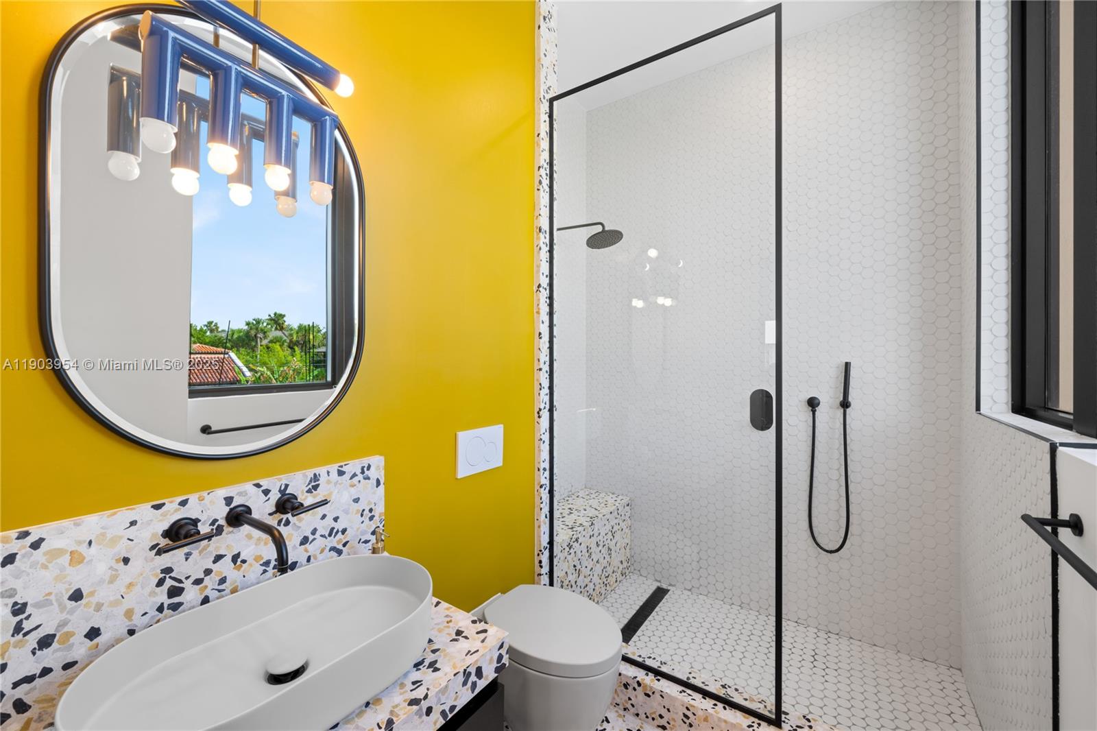 2053 N Bay Rd Miami Beach, FL 33140