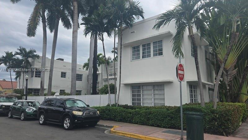 750 Espanola Way #10