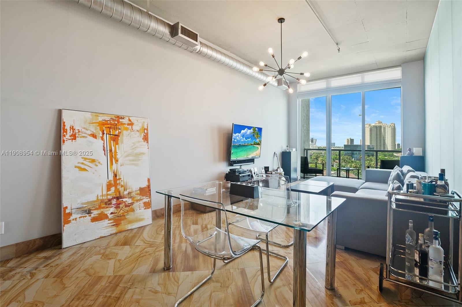 image UPTOWN MARINA4