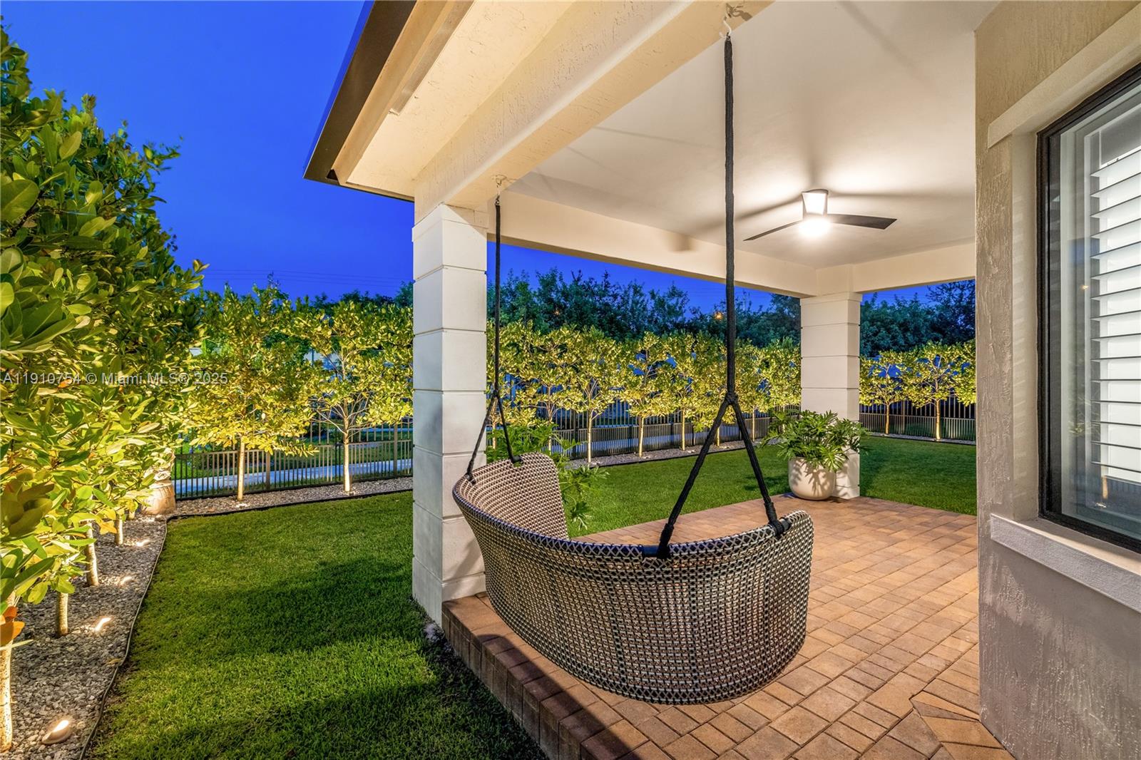 12021 SW 82nd Pl Miami, FL 33156