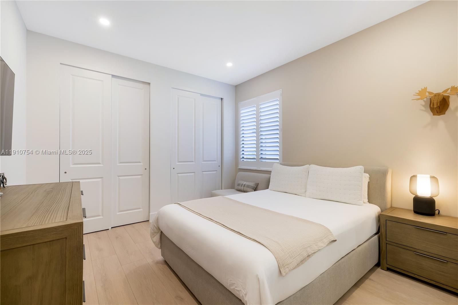 12021 SW 82nd Pl Miami, FL 33156