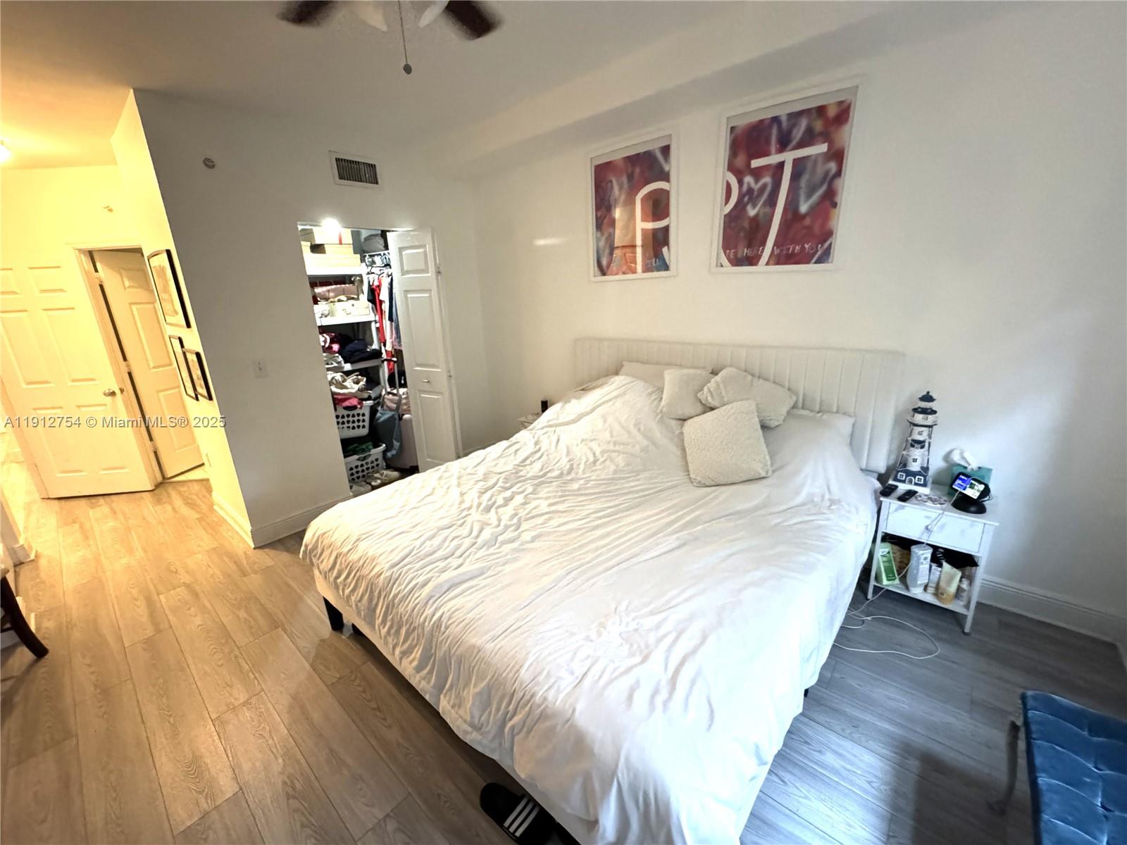 image Porto Bellagio Condo13