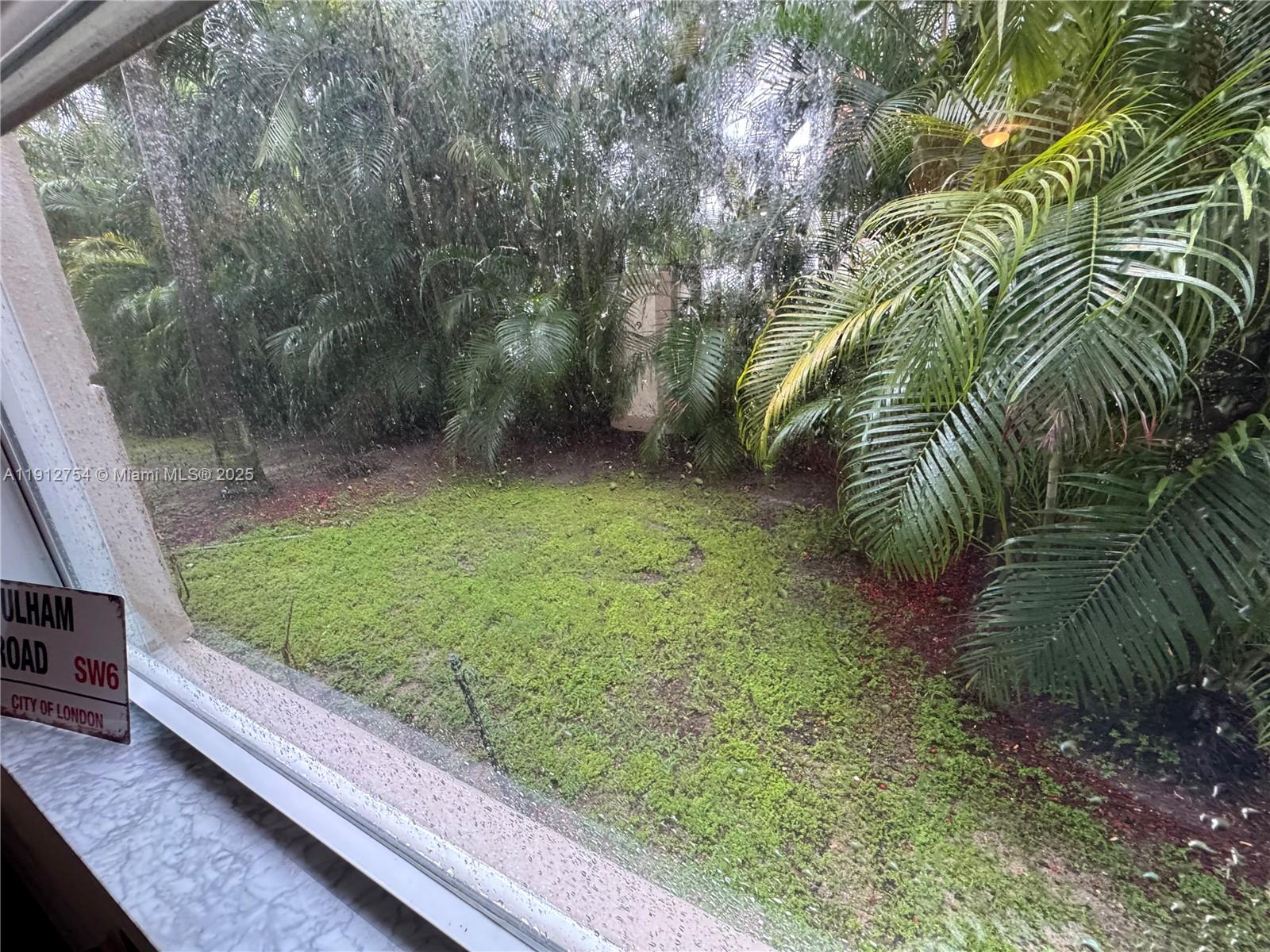 image Porto Bellagio Condo4