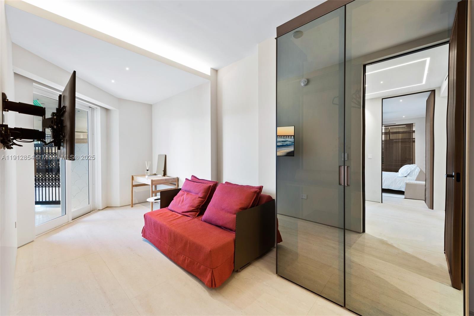 4922 Fisher Is Dr #4922 Miami Beach, FL 33109