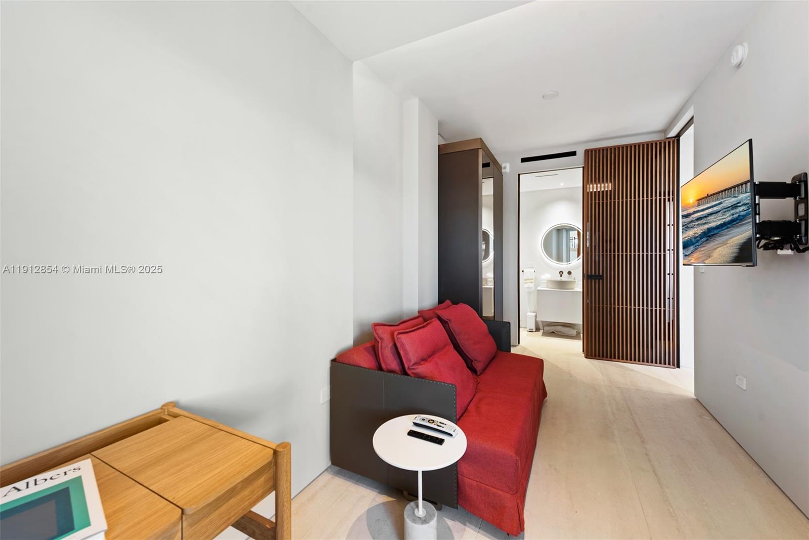 4922 Fisher Is Dr #4922 Miami Beach, FL 33109